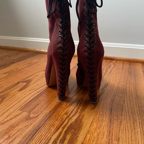 Alaïa Burgundy Suede Lace Up Ankle Boots - Size 7 - Picture 6 of 10
